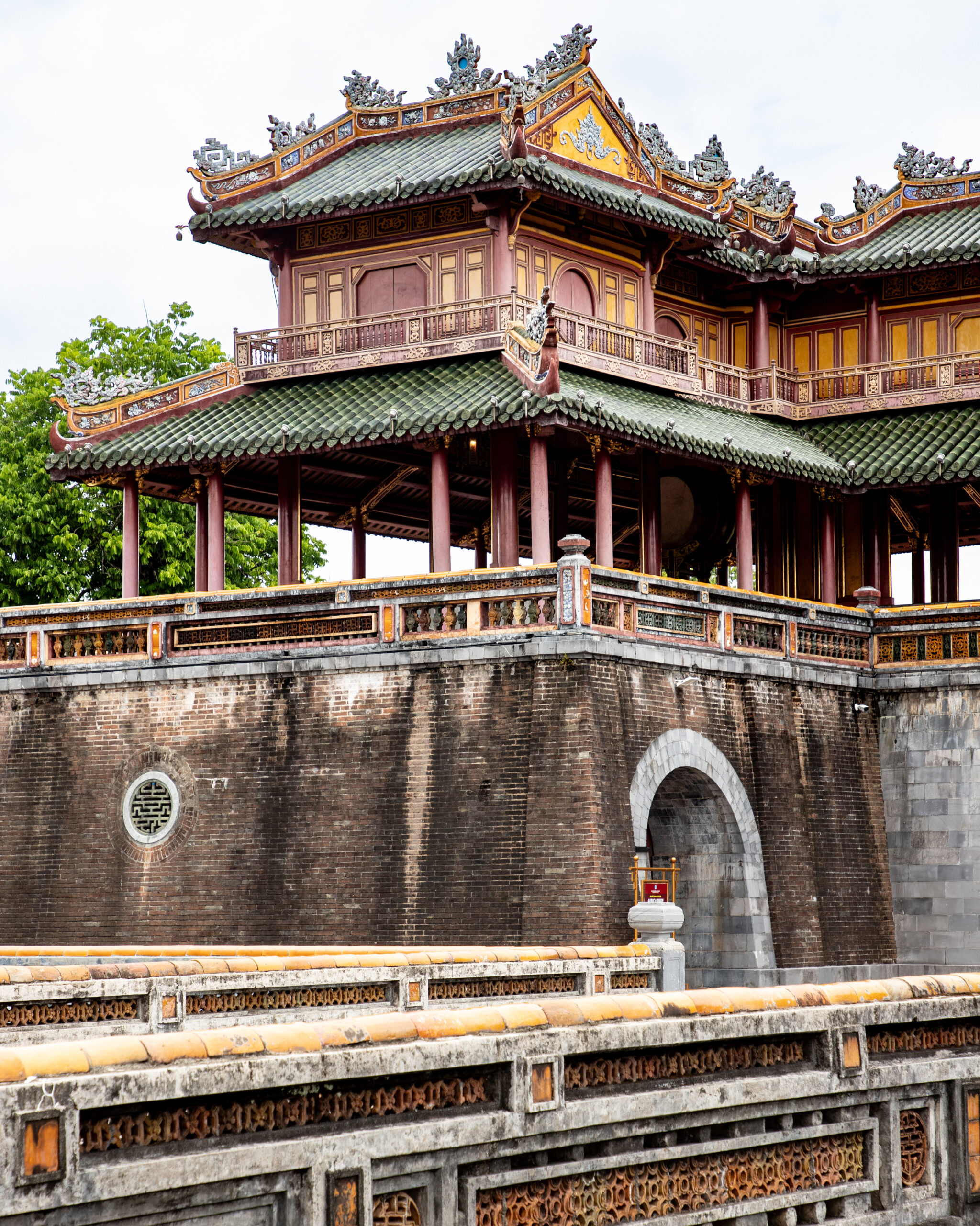 1_hue_cittadella_vietnam_yeswetravel