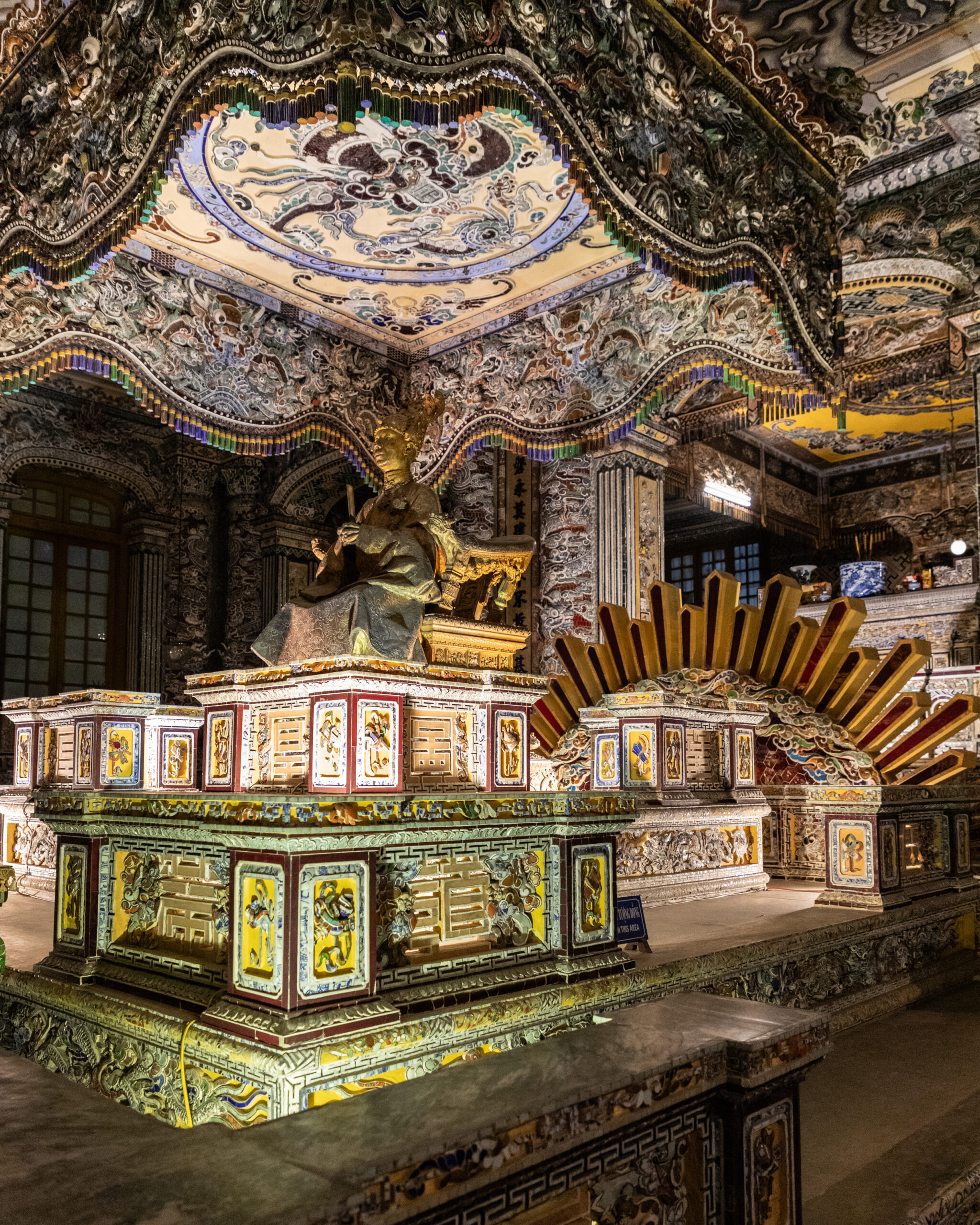 1_hue_vietnam_yeswetravel