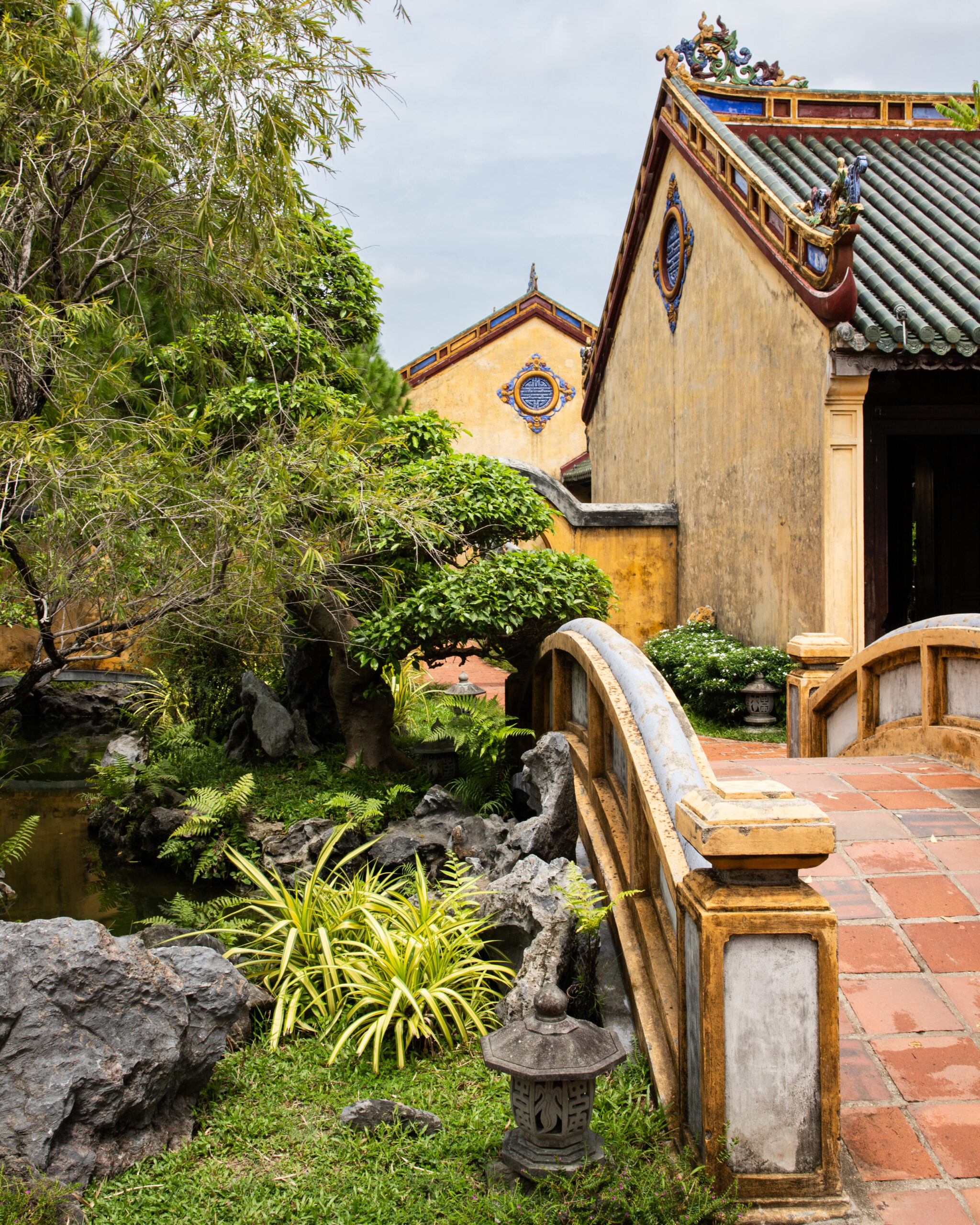 5_hue_cittadella_vietnam_yeswetravel