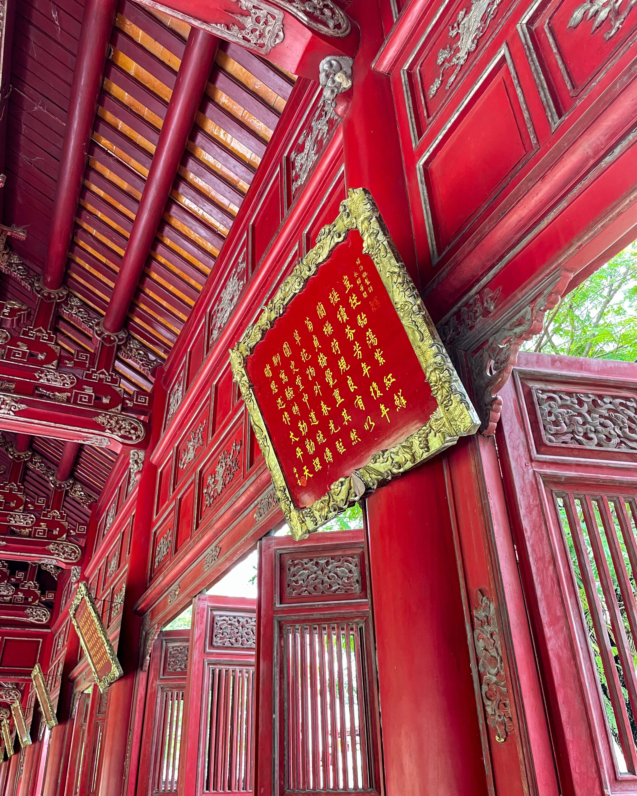 7_hue_cittadella_vietnam_yeswetravel