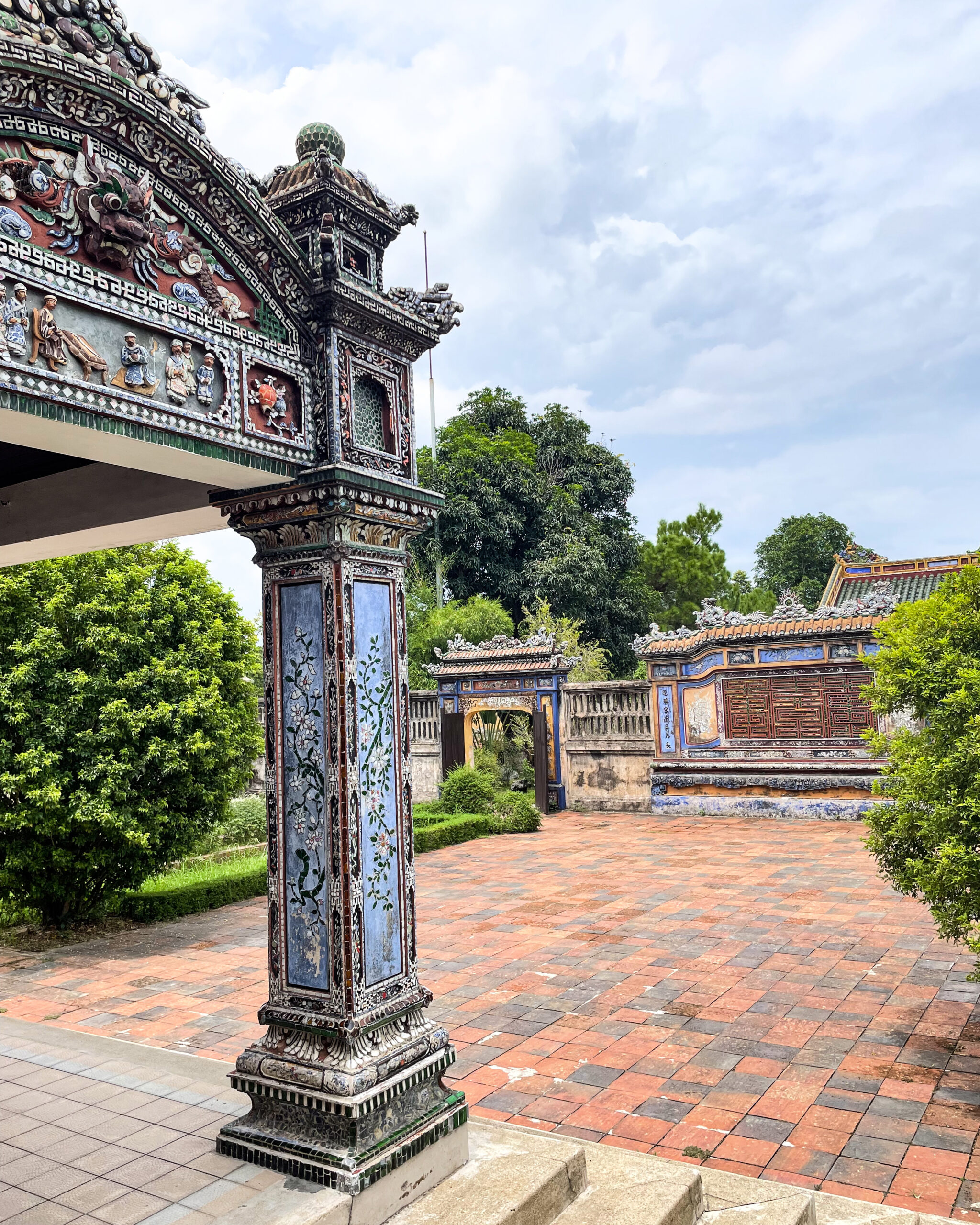 8_hue_cittadella_vietnam_yeswetravel